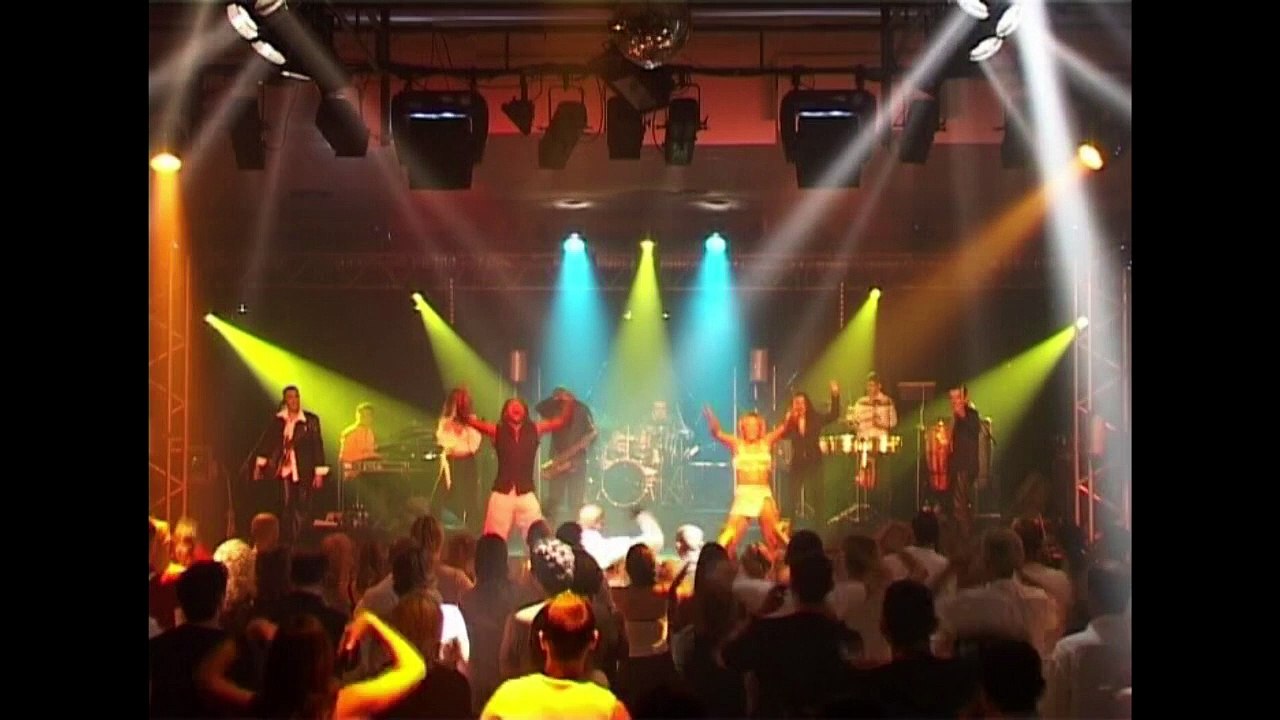 SUCCESS BAND with Dancers