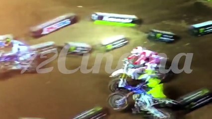 2- Ces bagarres qui s'invitent en pleine course de deux-roues