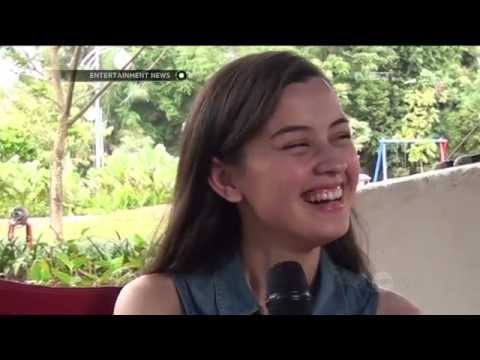 Kimberly Ryder syuting ditemani mama