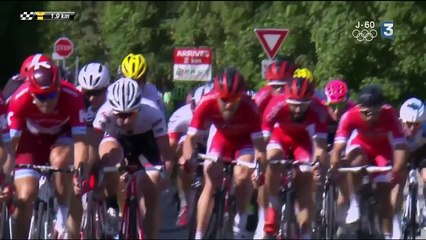 1-Ces bagarres qui s'invitent en pleine course de deux-roues