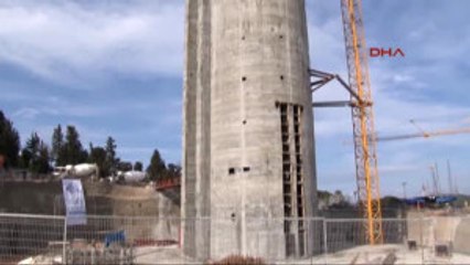 Başbakan Yıldırım Küçük Çamlıca'daki Verici Kulesi Inşaatında Incelemelerde Bulundu