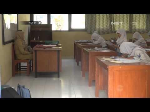 NET17 - Lembar jawaban soal UN Bahasa Indonesia beredar di Tegal