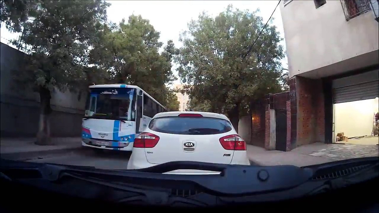 Guelma centre ville en Voiture Algérie