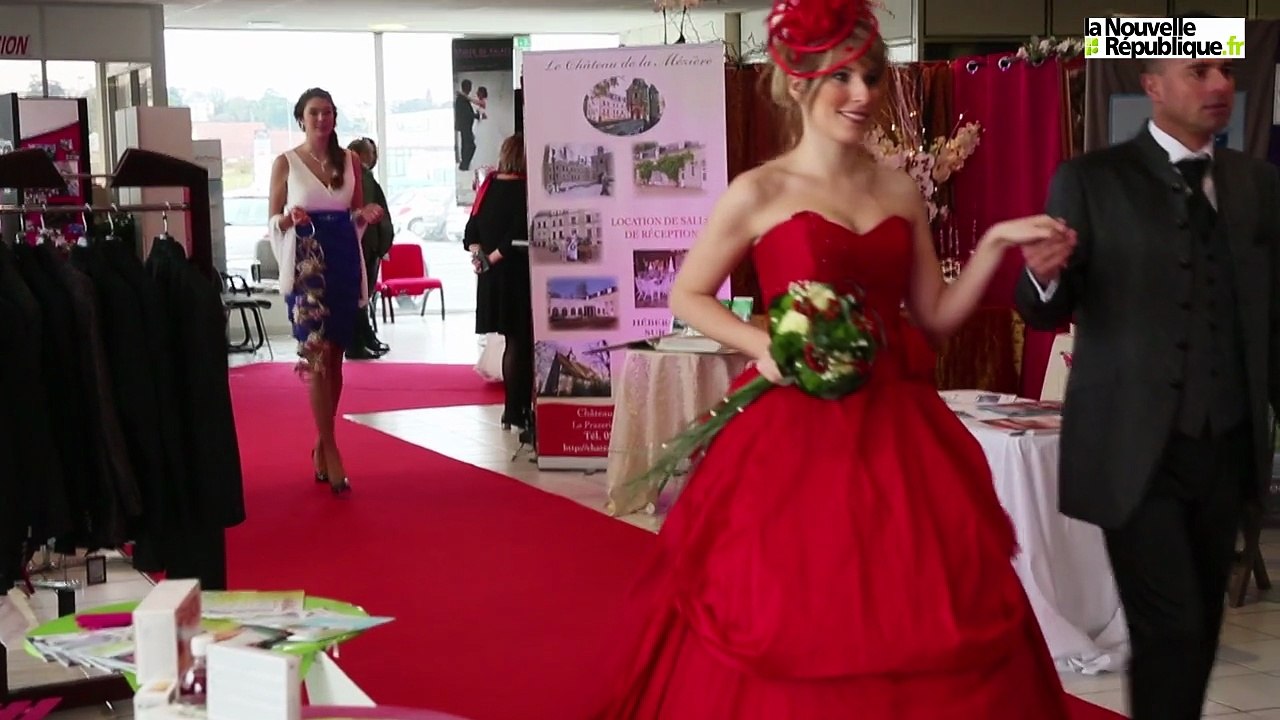 VIDEO. Blois. Salon du mariage : le défilé des belle robes