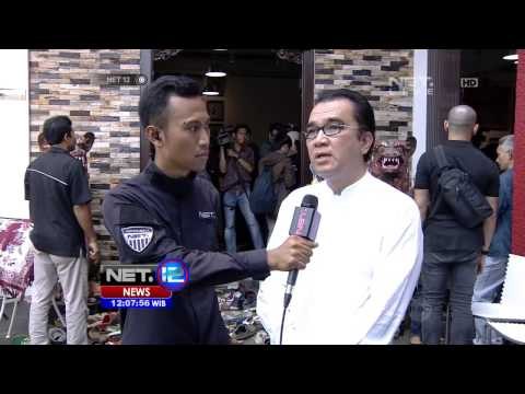 NET12 - Jenazah Idris Sardi Disemayamkan di Rumah Duka di Rumah Kreatif Cimanggis Depok