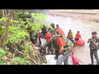 Slank bersih-bersih Ciliwung bersama Kodam Jaya