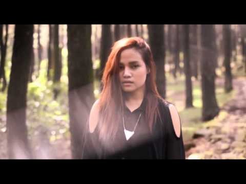 IMS - Talkshow dan Penampilan Neonomora menyanyikan lagu Too Young