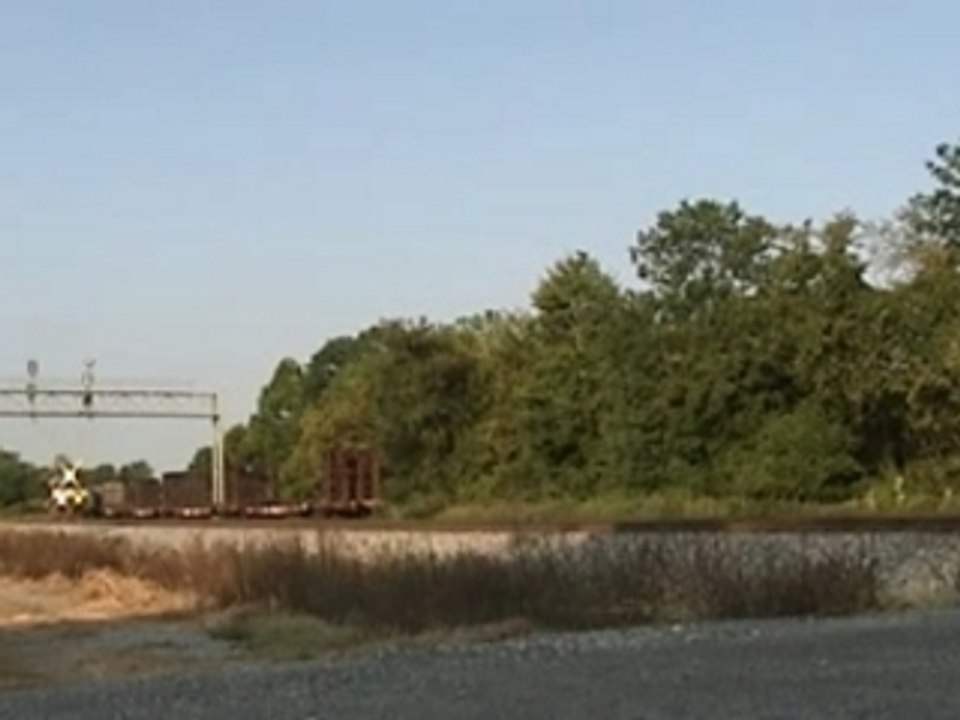 NS trains 9-8-07 Part 1