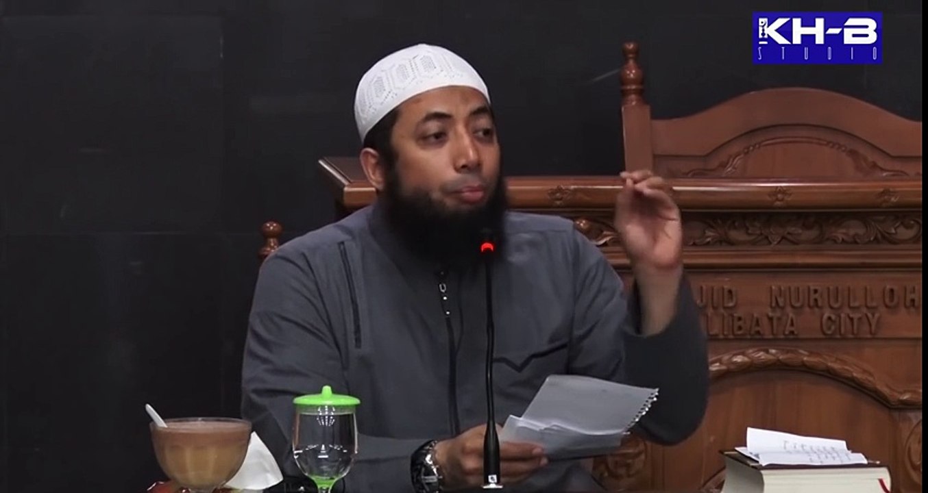 Hukum Menyusui Orang Dewasa. Tanya Jawab DR Khalid Basalamah MA