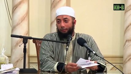 Hukum Pacaran Dengan Nashrani - DR Khalid Basalamah MA