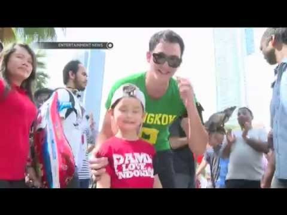 Mike Lewis Tidak Sabar Menunggu Lebaran bersama Sang Putra