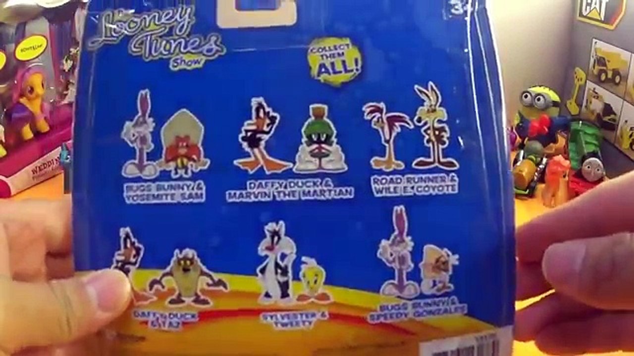 The Looney Tunes Show Багз Банни и Порки Свинья, Diseny Замороженные, My Little Pony, Kinder Surprise яйцо, Me 2