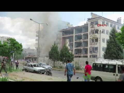 Midyat'ta bomba yüklü araçla saldırı (olay yerinden ilk görüntüler)
