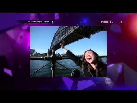 Acha Sinaga Senang Berlibur Sembari Wisata Rohani