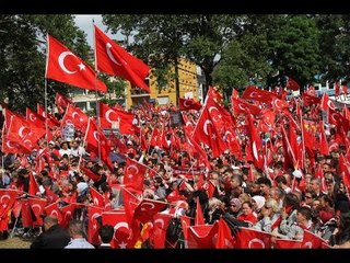 Almanya'da "Darbeye Karşı Demokrasi Mitingi"