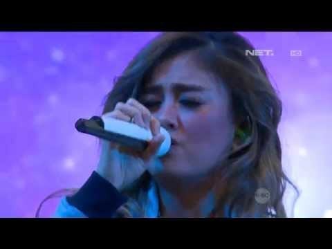 Mengintip Keseruan Launching Fashion Brand dari Agnez Mo