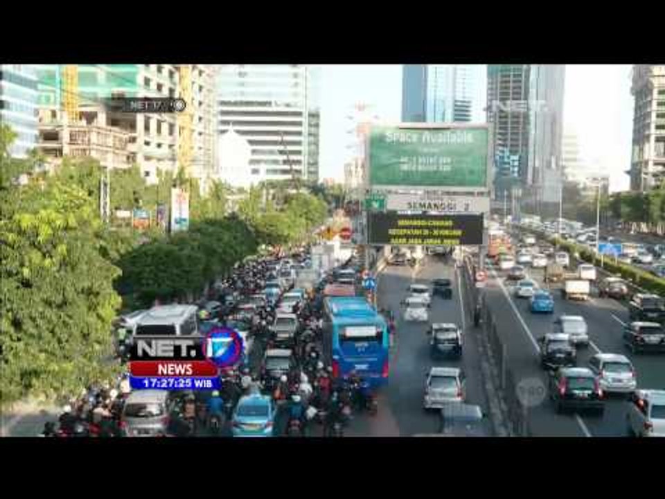 Kondisi Jalan Gatot Subroto Jakarta pada Jam Pulang Kantor - 14 Juli 2014 -NET17