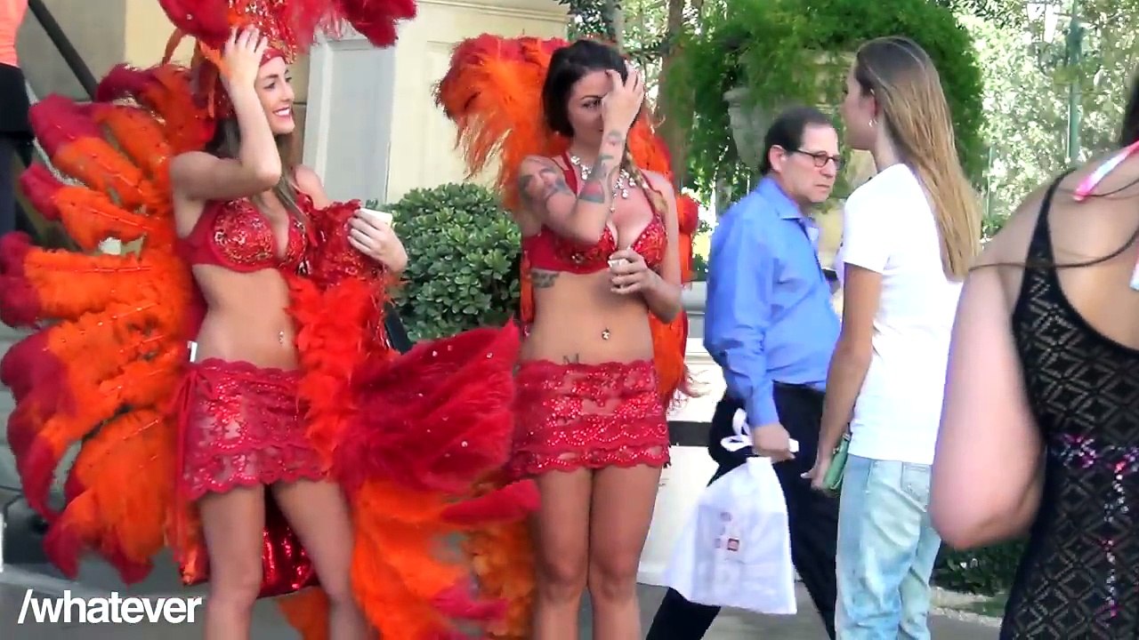 GIRL PICKING UP GIRLS LAS VEGAS
