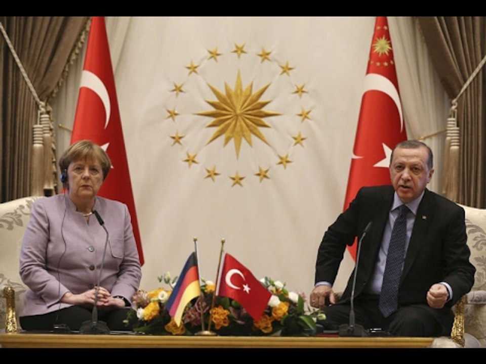 Cumhurbaşkanı Erdoğan ve Angela Merkel soruları cevapladı