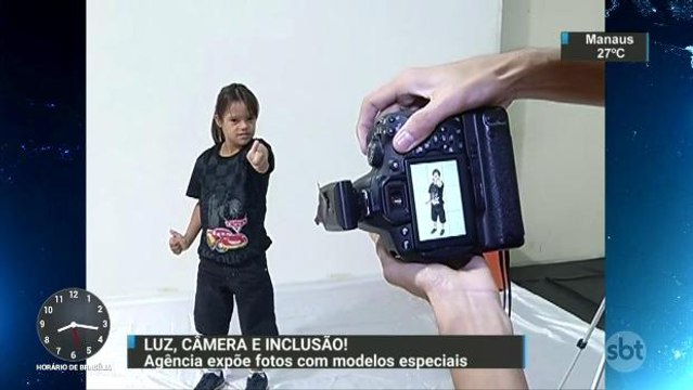 Projeto de agência de modelos seleciona crianças e adolescentes com deficiência