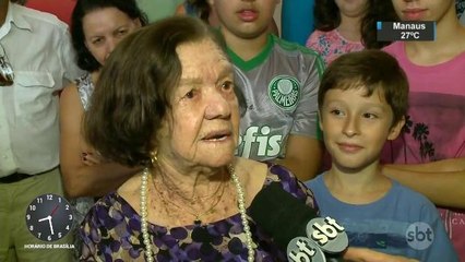 Em Brasília, mineira comemora 100 anos com muita música e alegria
