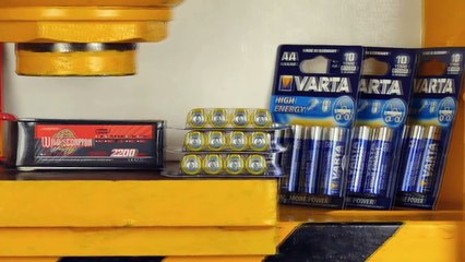 ГИДРАВЛИЧЕСКИЙ ПРЕСС VS БАТАРЕЙКИ |ЧТО СТАЛО С..