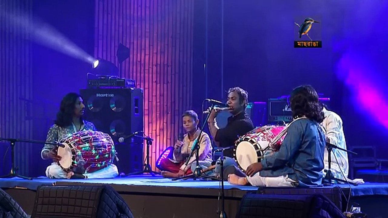 Modhu hoi hoi aarey Bish - - Zahid - Bangla Folk Song 2017 - - YouTube