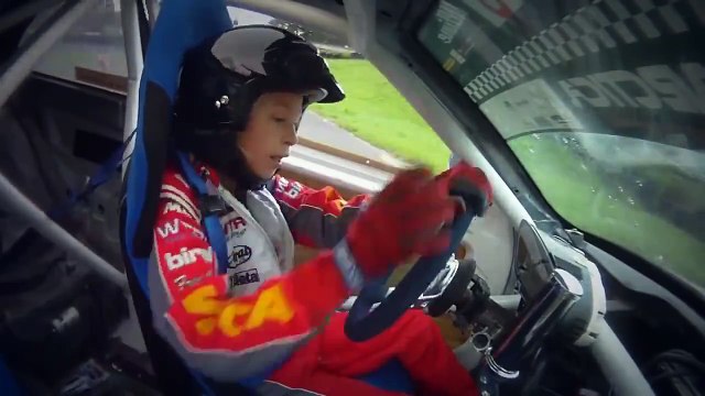 12 Years old kid drifting the shit out of this BMW E36 4.4 V8