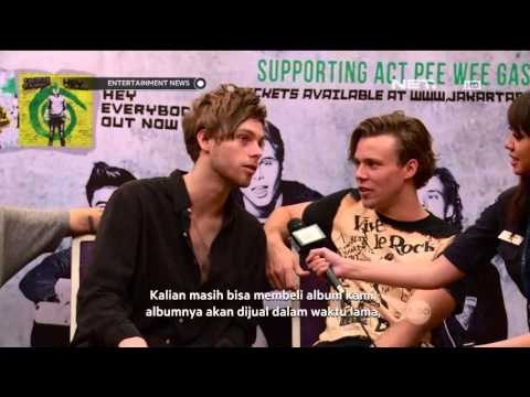 Wawancara Eksklusif Entertainment News dengan 5 Second of Summer (5SOS)
