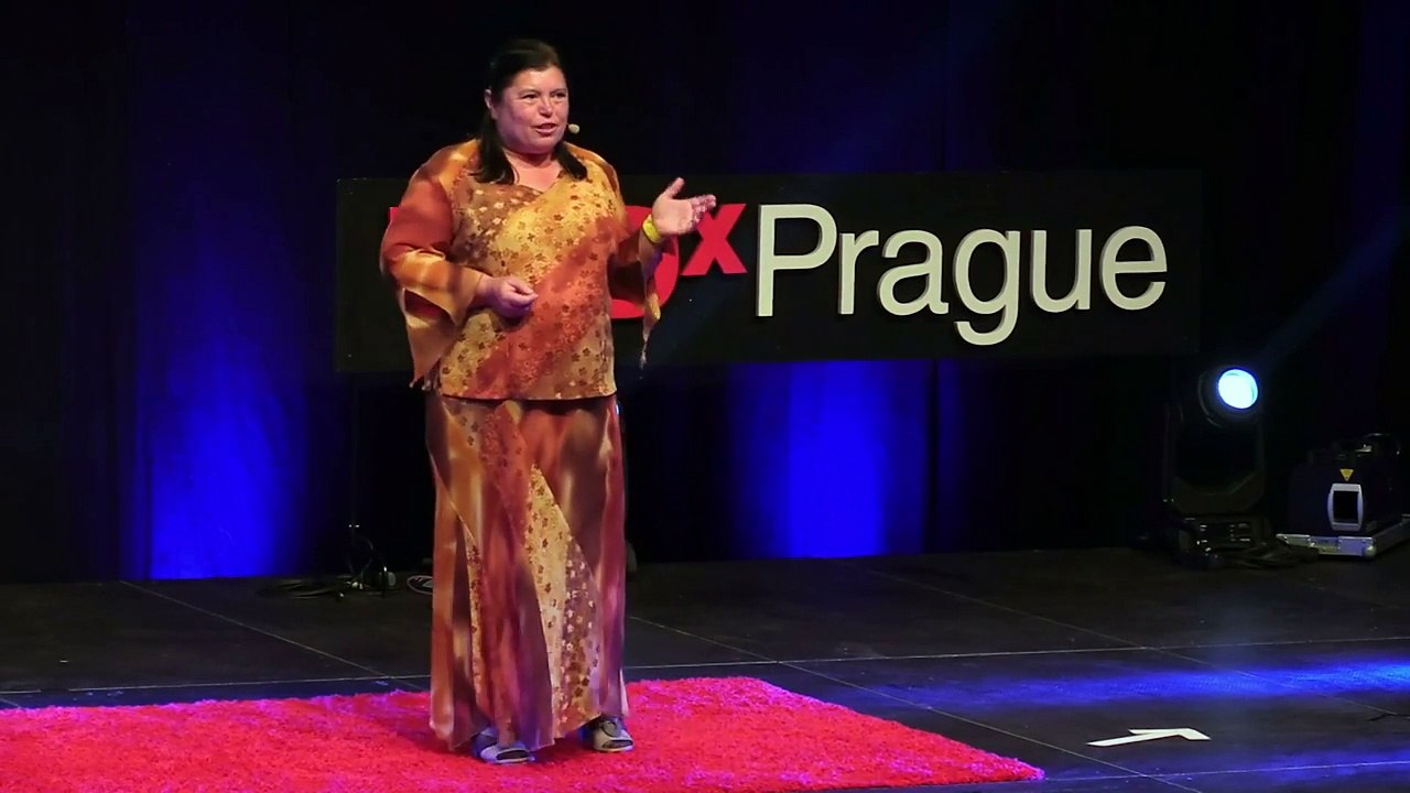 Pěstounská péče - pro lásku se můžete rozhodnout _ Jana Frantíková _ TEDxPrague-Xc16SxBTTaw