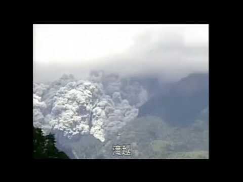 Gunung Berapi di Jepang Meletus, Pendaki Terluka -NET5