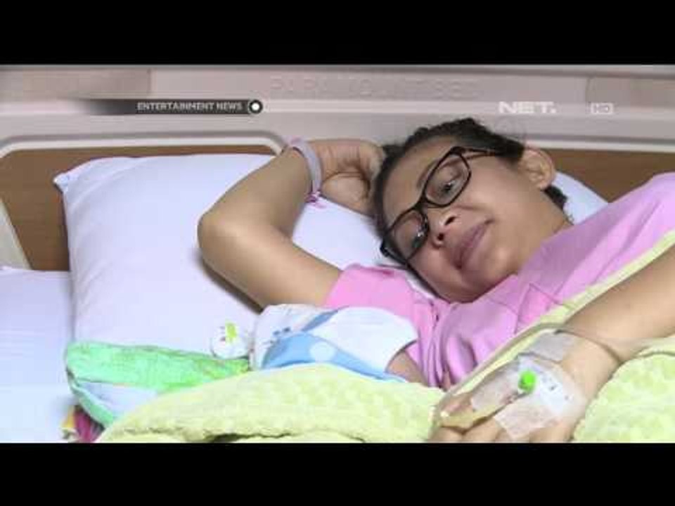 Maria Sabta Melahirkan Anak Pertama