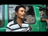Pengoprasian Bus Pelajar Bandung Ditentang Angkutan Umum - NET12