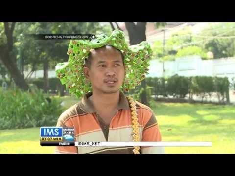 Penjaja Kopi Keliling Menyulap Sampah Jadi Aneka Kerajinan Unik -IMS