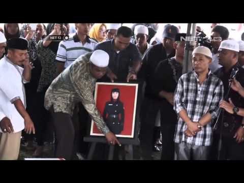 Ribuan warga antar jenazah Gayatri dimakamkan di Ambon - NET12