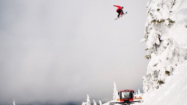 Snowboarder Bombs Huge Gap | Literally Out Of Service | Skuff TV Snow