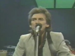 Carl Perkins "Trying to be my Baby"