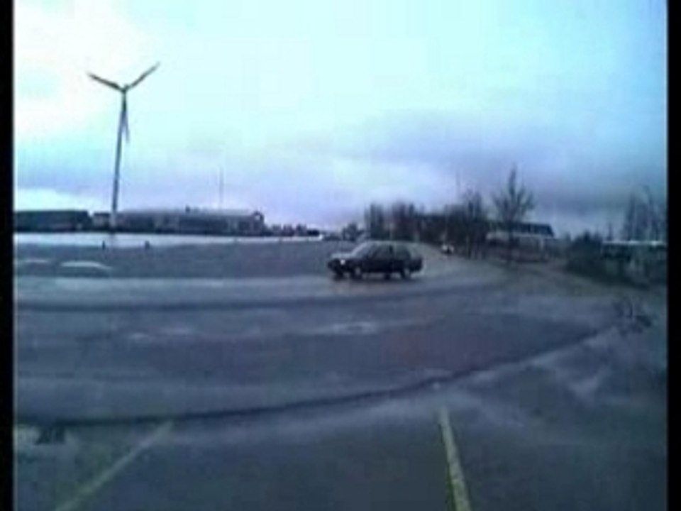 Vidéo BMW E30 E36 und M3 E46 Drift