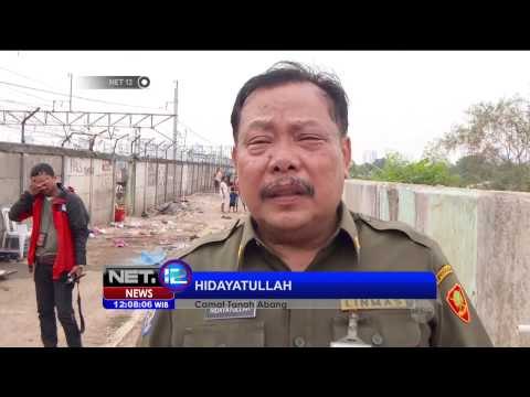 Puluhan Lapak Liar di Kawasan Tanah Abang Dibongkar Petugas -NET12