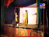 Dancer Collapses and Dies on Stage During Routine in Kerala - Tv9 Gujarati