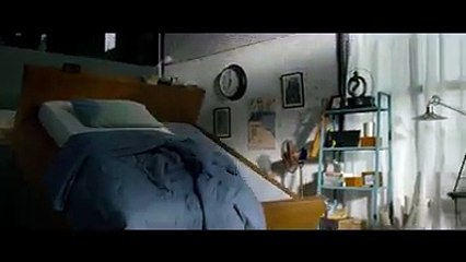 Le réveil matin du futur pour vos matins diffciles : il suffit d'avoir un lit intelligent comme ce monsieur