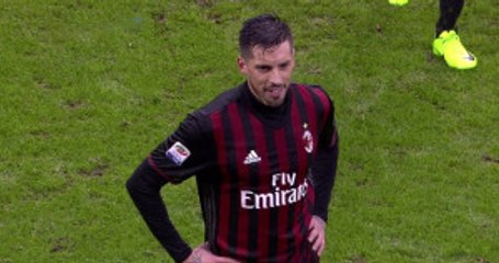 Milan'da Sosa, Sampdoria Maçında Kırmızı Kart Gördü