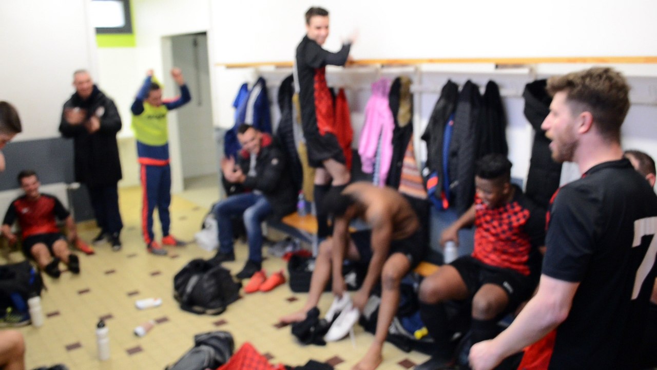 Le crie après une belle victoire chez l asvel gagner 4 a 2 bravo le gones du fc de st fons