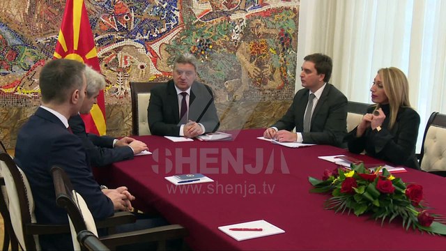 Qytetarët të lodhur nga zvarritja e krizës dhe formimit të Qeverisë