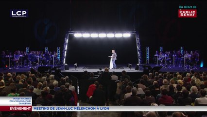 Jean-Luc Mélenchon critique Macron sur ses chèques culture