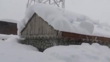 Abondantes chutes de neige en Afghanistan, au moins 100 morts