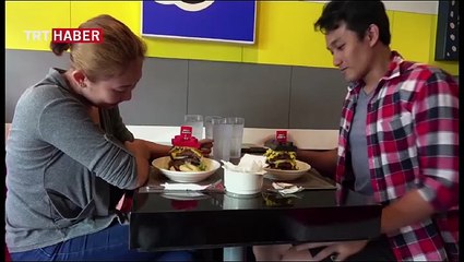 Yap-boz parçaları hamburger menüsünde