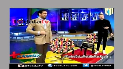 Carlos de la Mota reta a Roberto a bailar salsa-Mas Roberto-Video