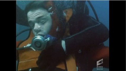 Scuba jewel thieves VS scuba police divers