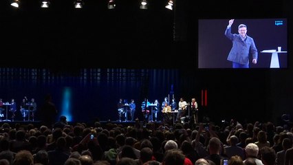 France’s far-left candidate appears via hologram in Paris